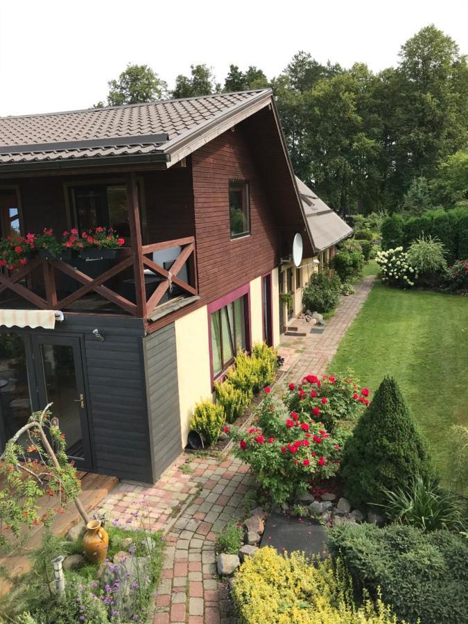 Brivdienu Maja"Jauneglites" Skulte  Buitenkant foto